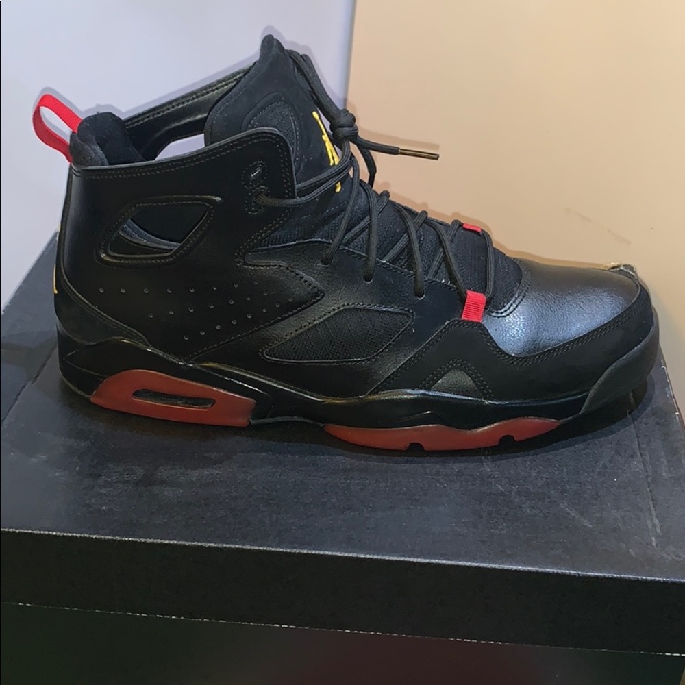 Men’s shoes